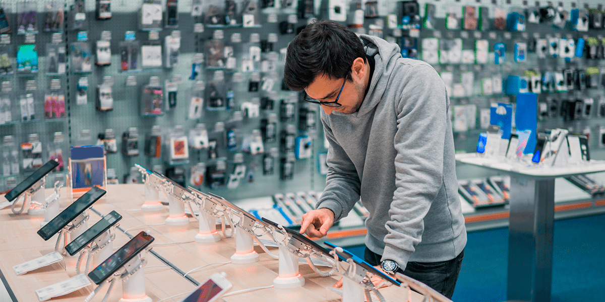 decisión de compra debido a la limpieza en un centro comercial